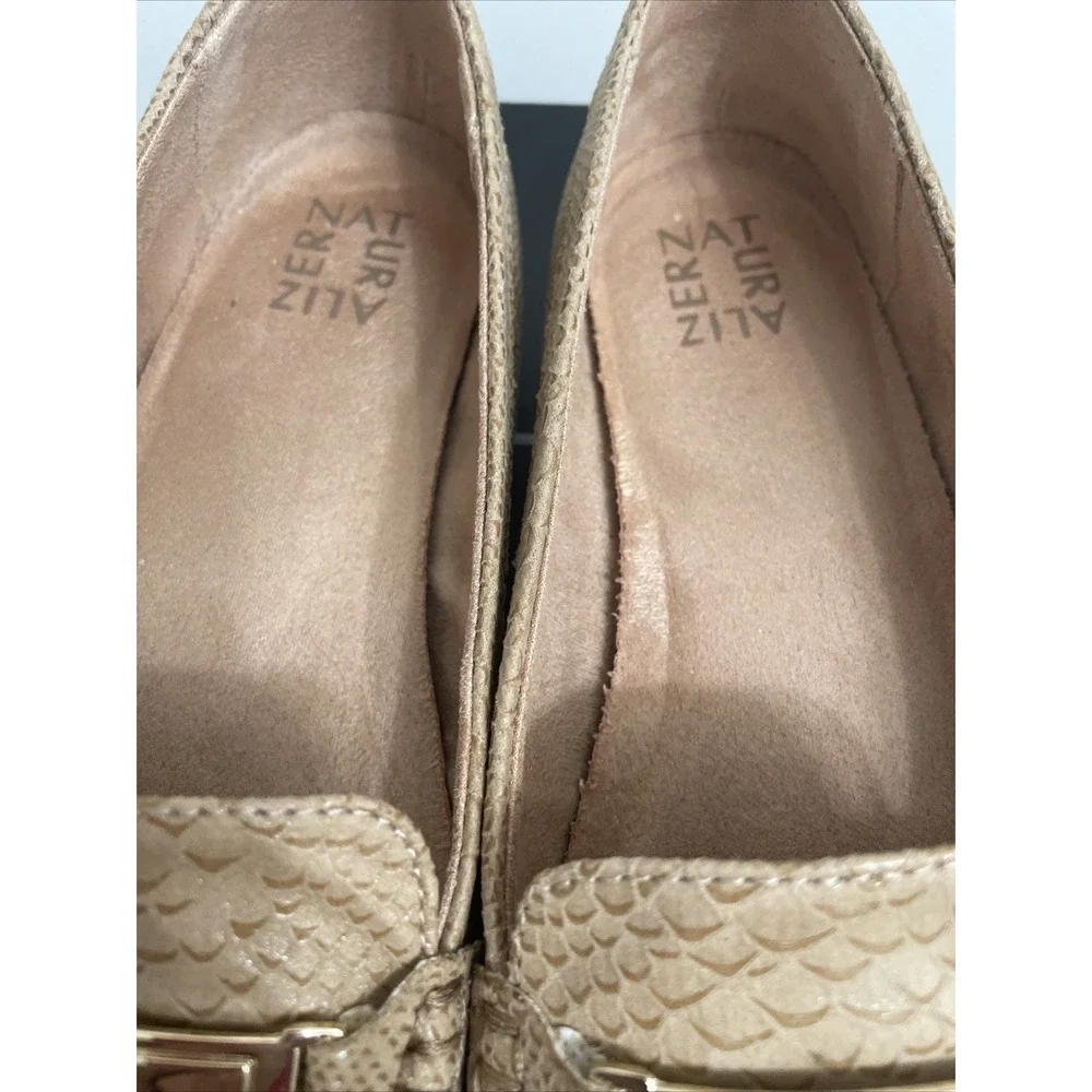 Naturalizer Gadget Taupe snakeskin loafers 9 1/2 M‎ women's